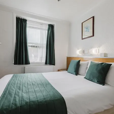 Falcon Hotel-3
